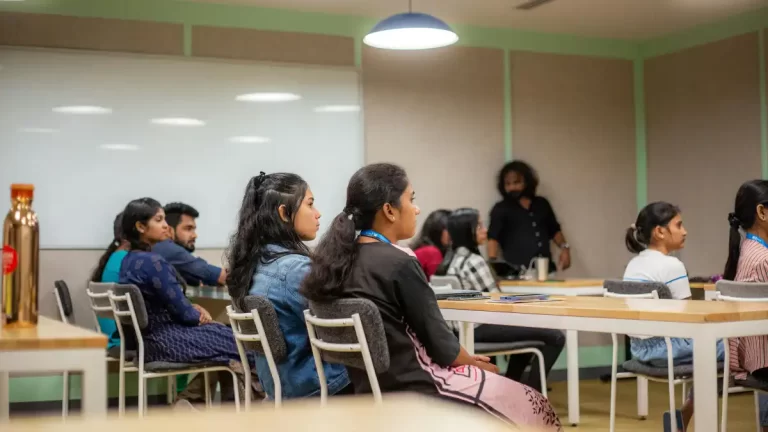 AI-powered digital marketing training with placement support at GIDM